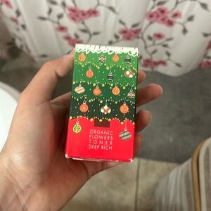Organic flowers toner brand new in box